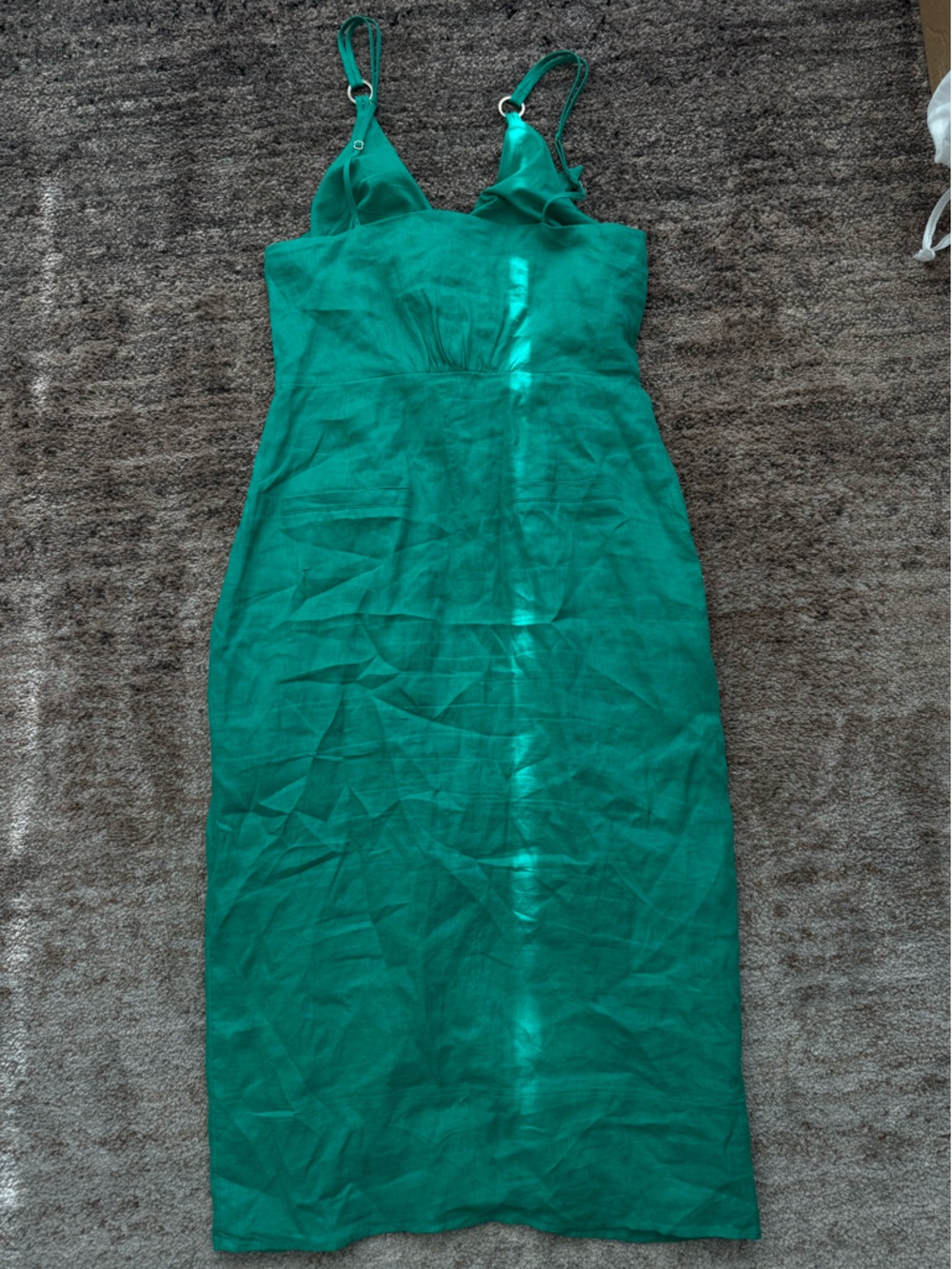 REISS Kay Linen Plunge Dress - Picture 3 of 5
